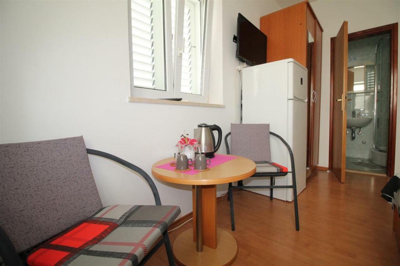 Private Accommodation Carevic Dubrovnik Kültér fotó